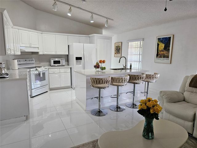 12700 SW 147th St, Miami, FL 33186