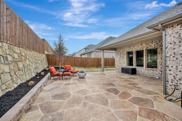 14620 Frog Lake Drive, Fort Worth, TX 76262