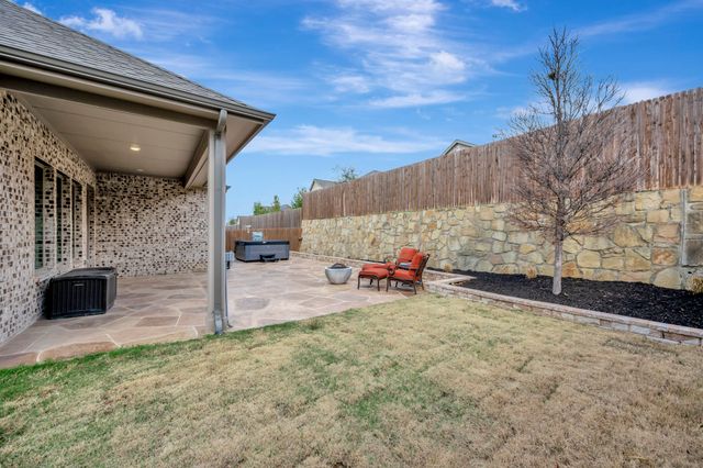 14620 Frog Lake Drive, Fort Worth, TX 76262