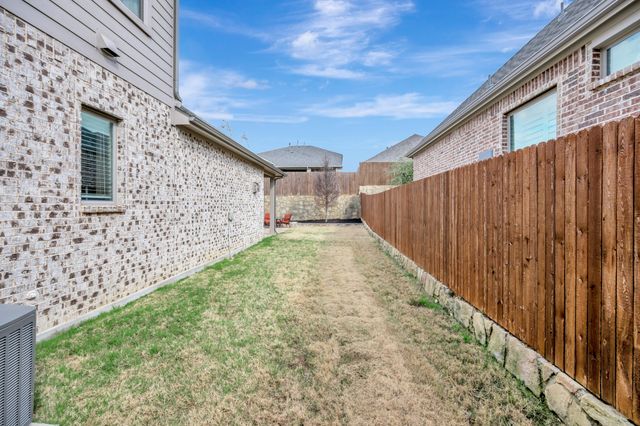 14620 Frog Lake Drive, Fort Worth, TX 76262