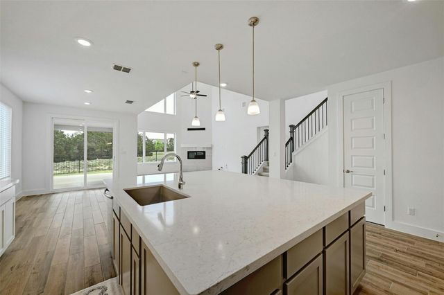 1184 Sage Thrasher CIR, Dripping Springs, TX 78620