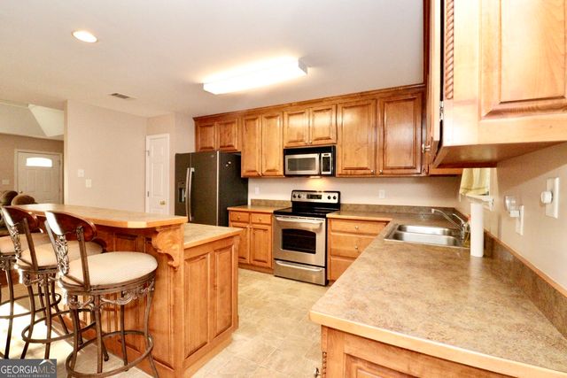 6114 Lake Shore Drive, Naylor, GA 31641