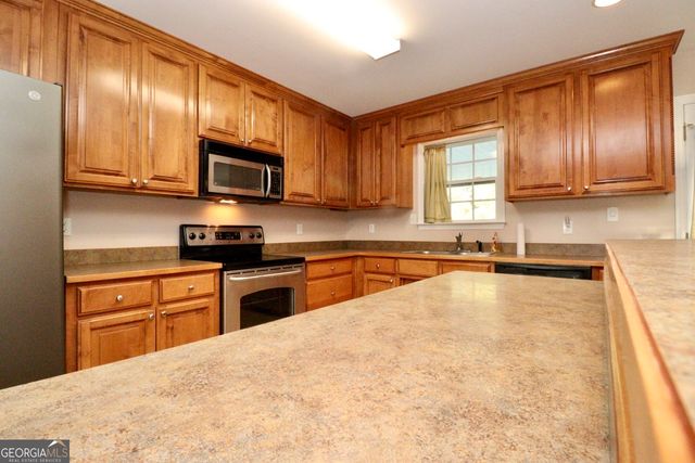 6114 Lake Shore Drive, Naylor, GA 31641