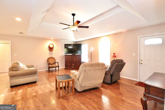 6114 Lake Shore Drive, Naylor, GA 31641