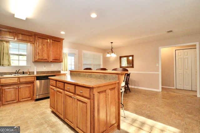 6114 Lake Shore Drive, Naylor, GA 31641