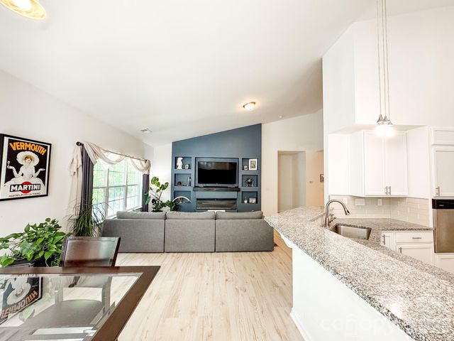6117 Robert Street, Huntersville, NC 28078