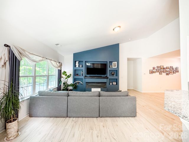 6117 Robert Street, Huntersville, NC 28078