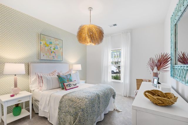 1042 Red Turnstone Run, Summerville, SC 29485