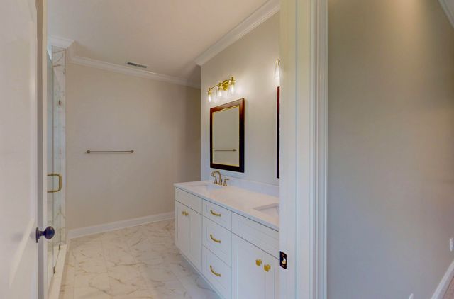 302 Kings Cove Court NW, Cleveland, TN 37312