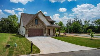 302 Kings Cove Court NW, Cleveland, TN 37312