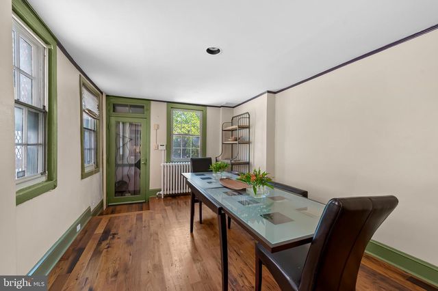 1211 BOLTON ST, Baltimore, MD 21217