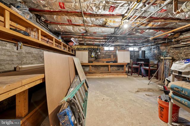 1211 BOLTON ST, Baltimore, MD 21217
