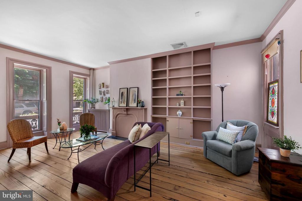 Image 12 of property listing at 1211 BOLTON ST, Baltimore, MD 21217