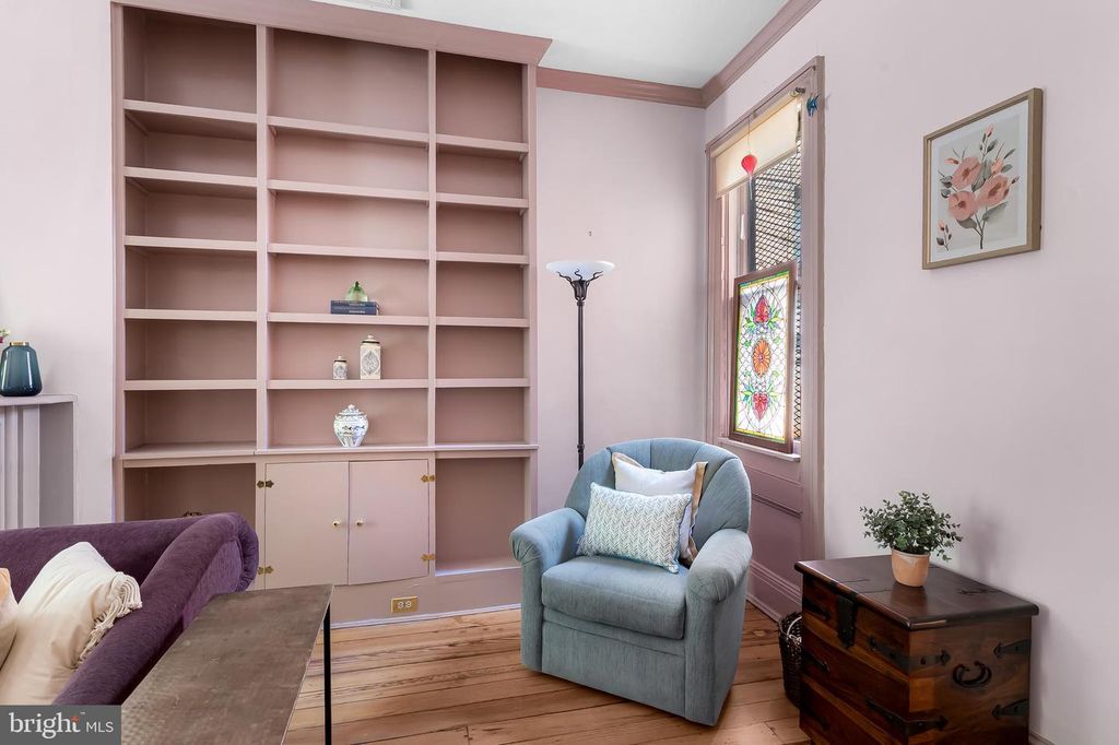 Image 14 of property listing at 1211 BOLTON ST, Baltimore, MD 21217