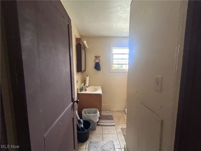 397 Cole Avenue, Akron, OH 44301