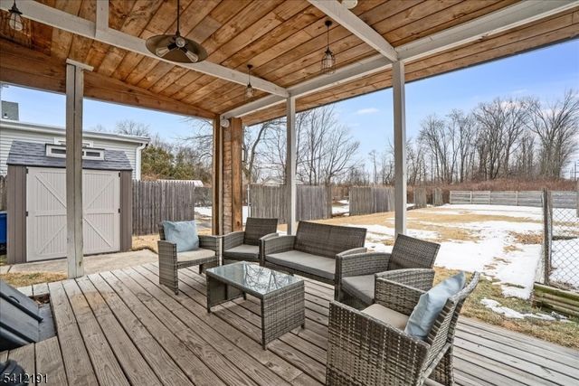 118 Broad St, Pompton Lakes Boro, NJ 07442