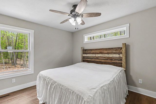 2350 S Sullivan Road, Egelston Twp, MI 49451