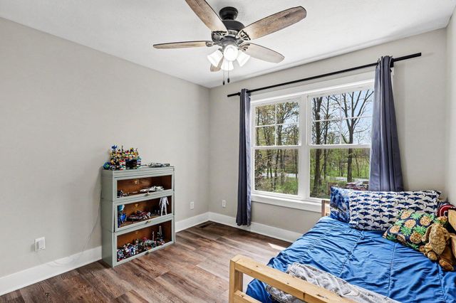 2350 S Sullivan Road, Egelston Twp, MI 49451