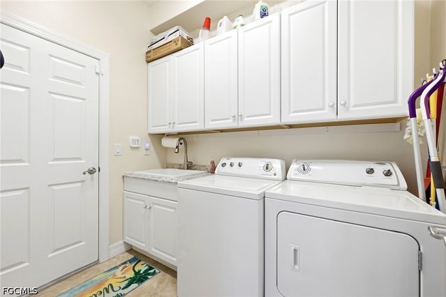 10429 Materita DR, Fort Myers, FL 33913