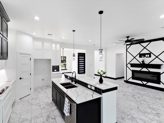 18508 Hickory Circle, Kemp, TX 75143