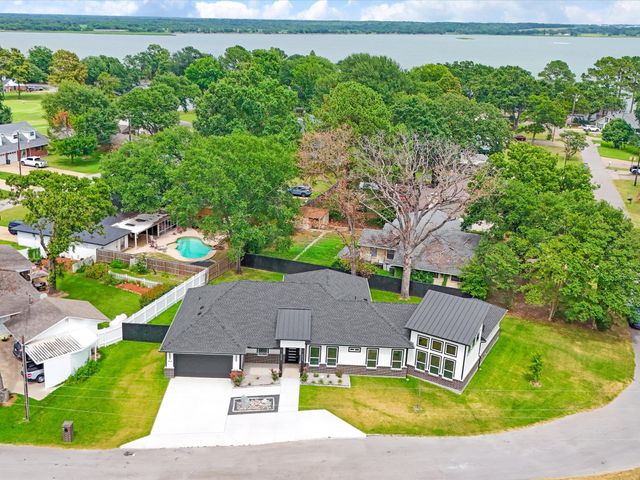 18508 Hickory Circle, Kemp, TX 75143