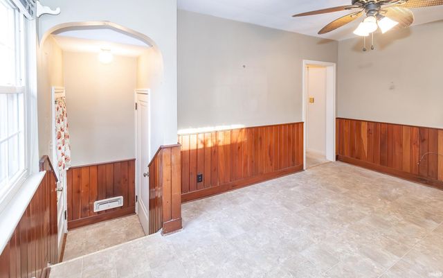 5113 Stringtown Road, Evansville, IN 47711