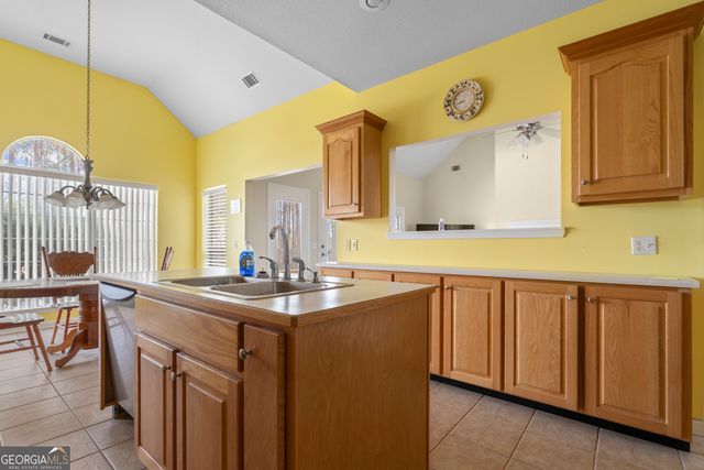 612 Industrial Pk Drive, Baxley, GA 31513