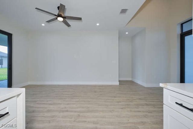 1645 NW 38th PL, Cape Coral, FL 33993