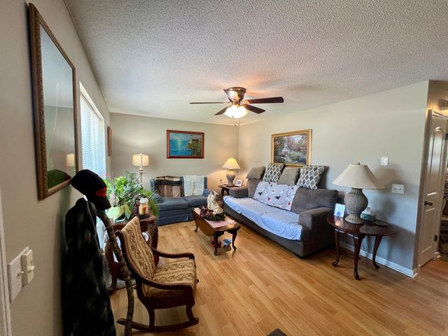 583 Pinewood Circle, Fort Oglethorpe, GA 30742