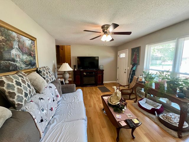 583 Pinewood Circle, Fort Oglethorpe, GA 30742