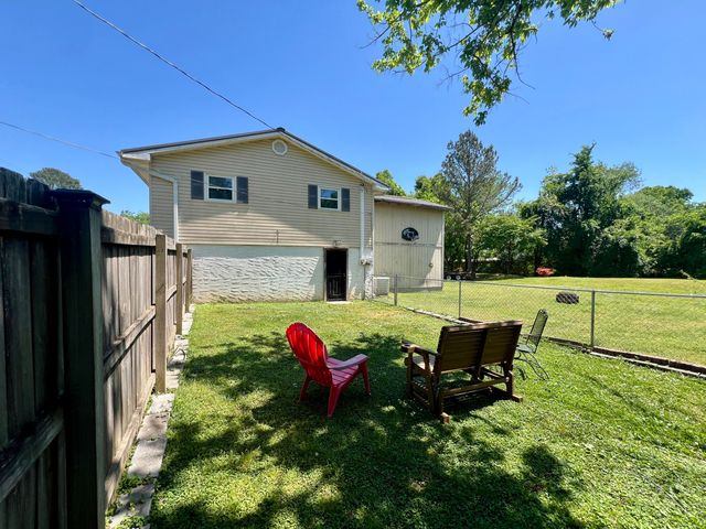 583 Pinewood Circle, Fort Oglethorpe, GA 30742