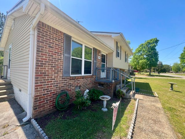 583 Pinewood Circle, Fort Oglethorpe, GA 30742