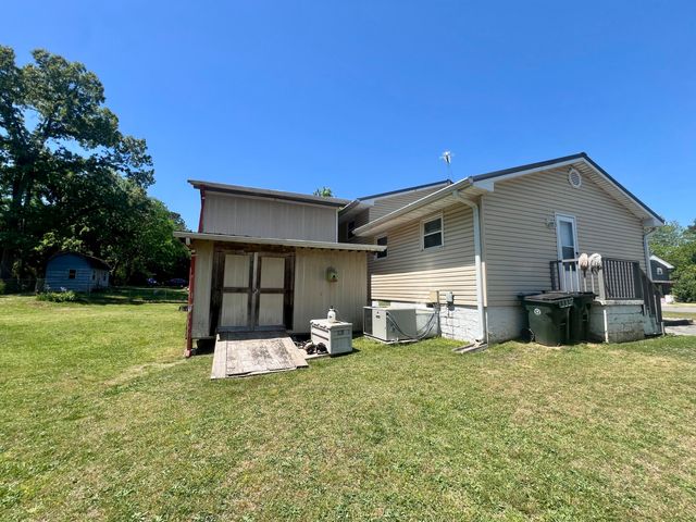 583 Pinewood Circle, Fort Oglethorpe, GA 30742