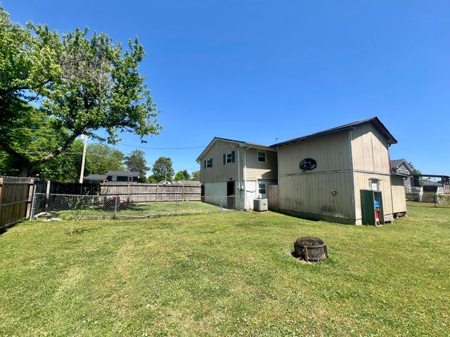 583 Pinewood Circle, Fort Oglethorpe, GA 30742