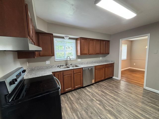 10915 Fernhill Drive, Sharonville, OH 45241