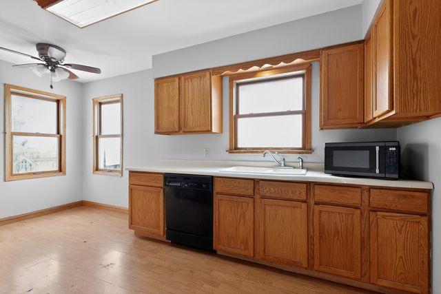 560 Beckman Drive, Kankakee, IL 60901