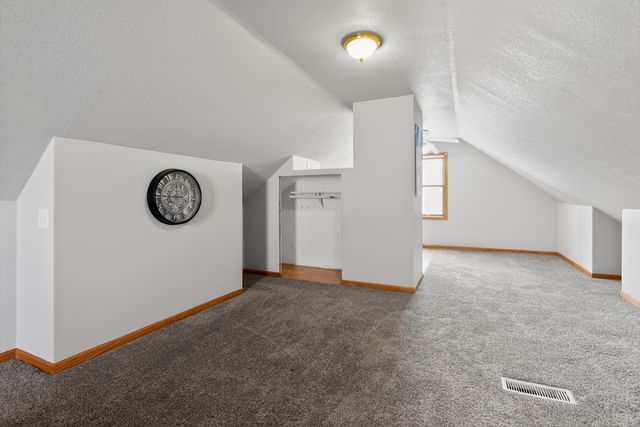 560 Beckman Drive, Kankakee, IL 60901