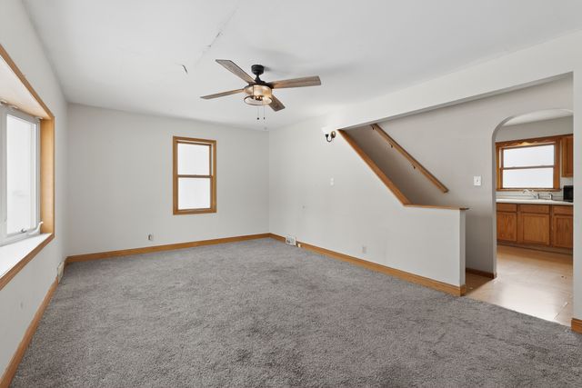 560 Beckman Drive, Kankakee, IL 60901