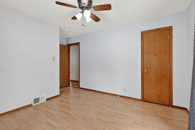 560 Beckman Drive, Kankakee, IL 60901