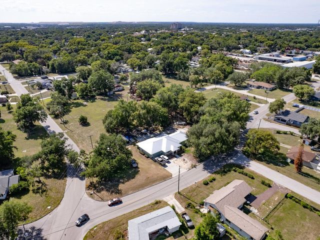 915 KISSENGEN AVENUE, Bartow, FL 33830