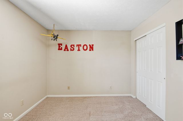 858 Austrian Way, Avon, IN 46123