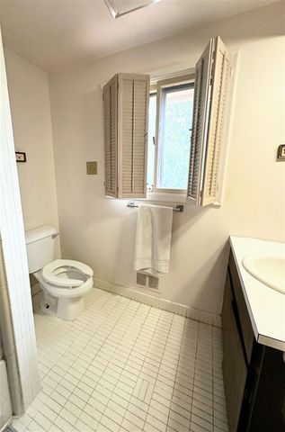 18215 Adrian Street, Southfield, MI 48075