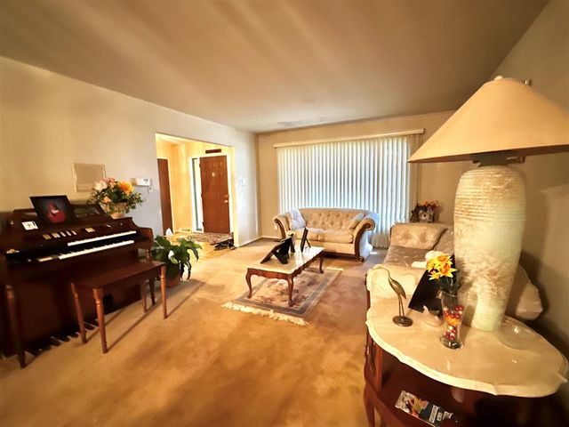 18215 Adrian Street, Southfield, MI 48075