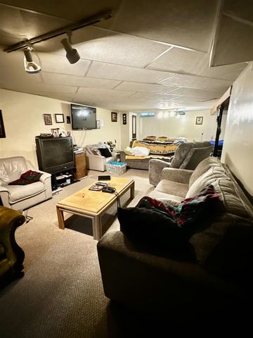 18215 Adrian Street, Southfield, MI 48075