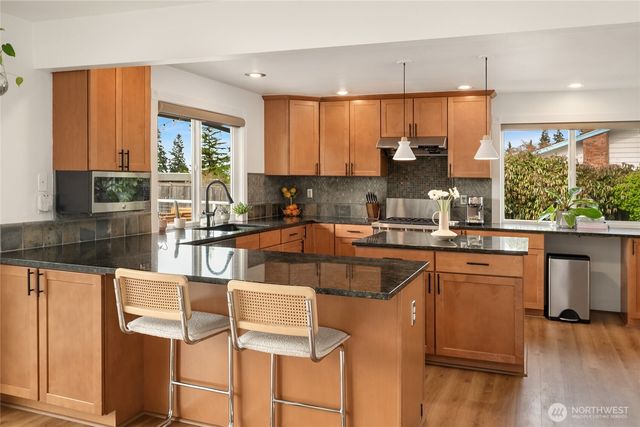 806 S 295th Place, Federal Way, WA 98003
