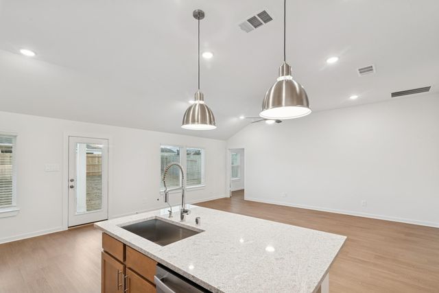 574 Bluebell Maiden Court, Magnolia, TX 77354