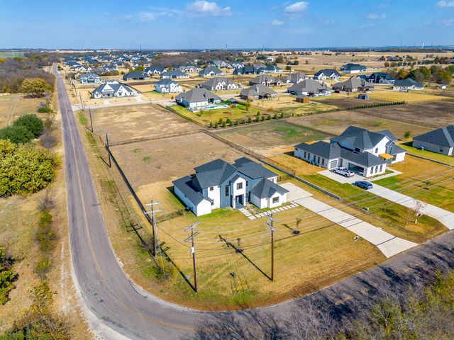 212 W Cottage Hill Parkway, Weston, TX 75009