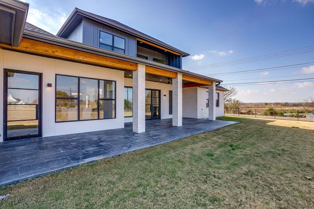 212 W Cottage Hill Parkway, Weston, TX 75009
