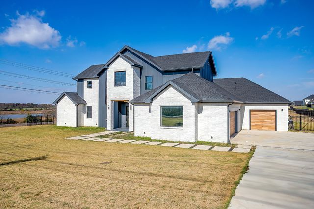 212 W Cottage Hill Parkway, Weston, TX 75009
