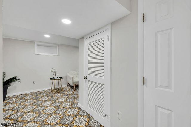 345 Broughton Ave, Bloomfield Twp., NJ 07003